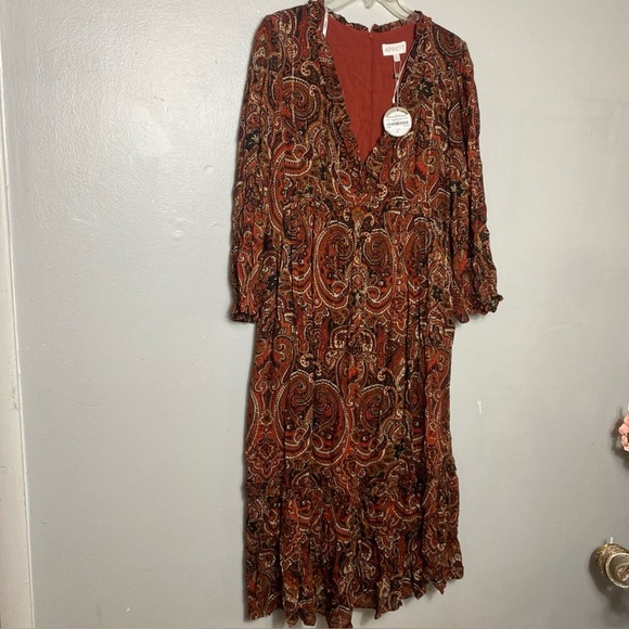 Apricot Paisley Midi Dress with Ruffles Size L - Picture 4 of 13